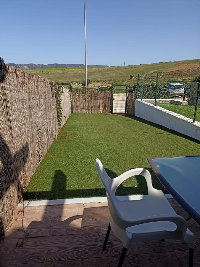 Agradable Casa Adosada Con Piscina Zahara de los Atunes Exterior foto